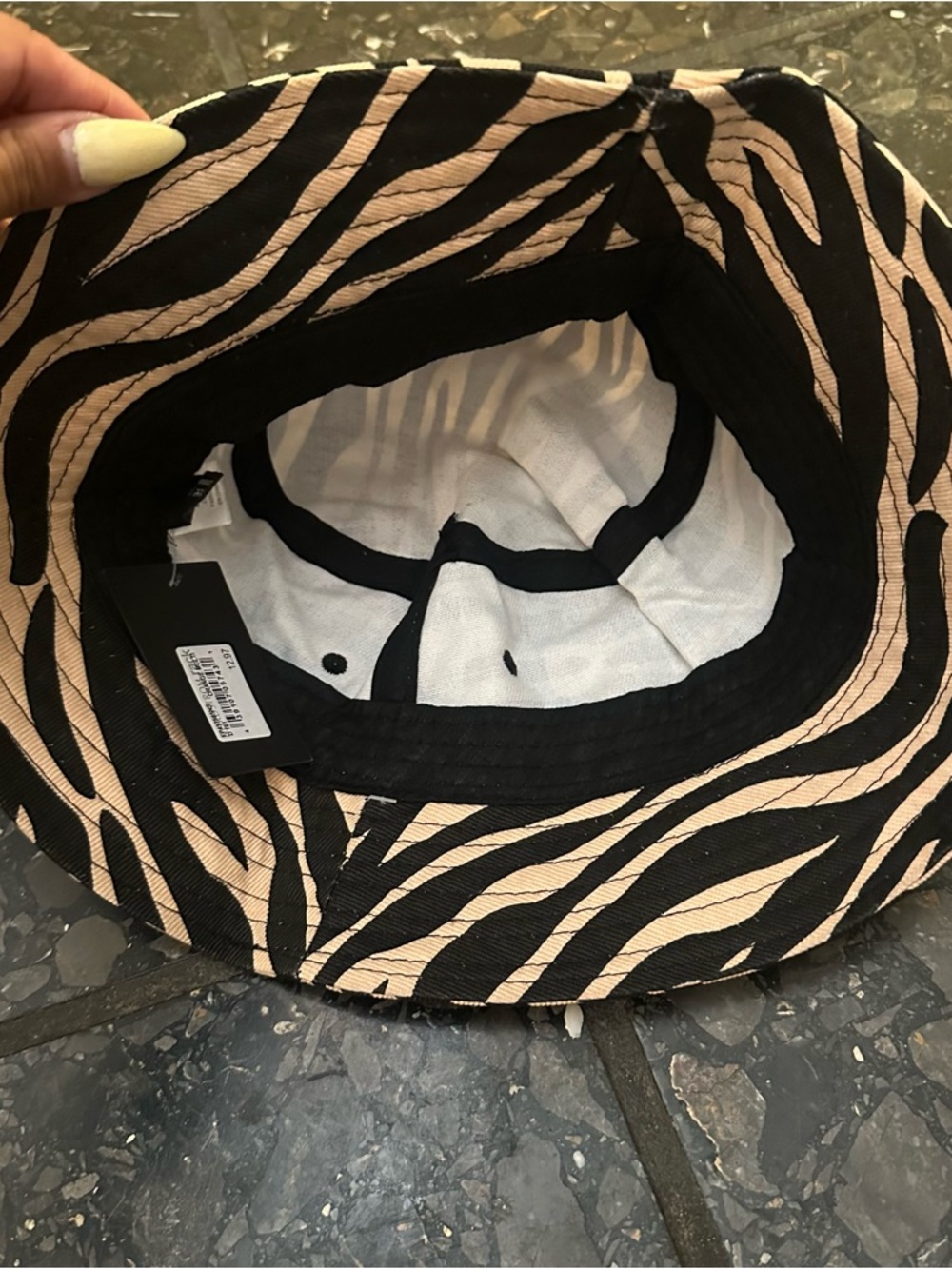 Free press hat - Picture 3 of 4